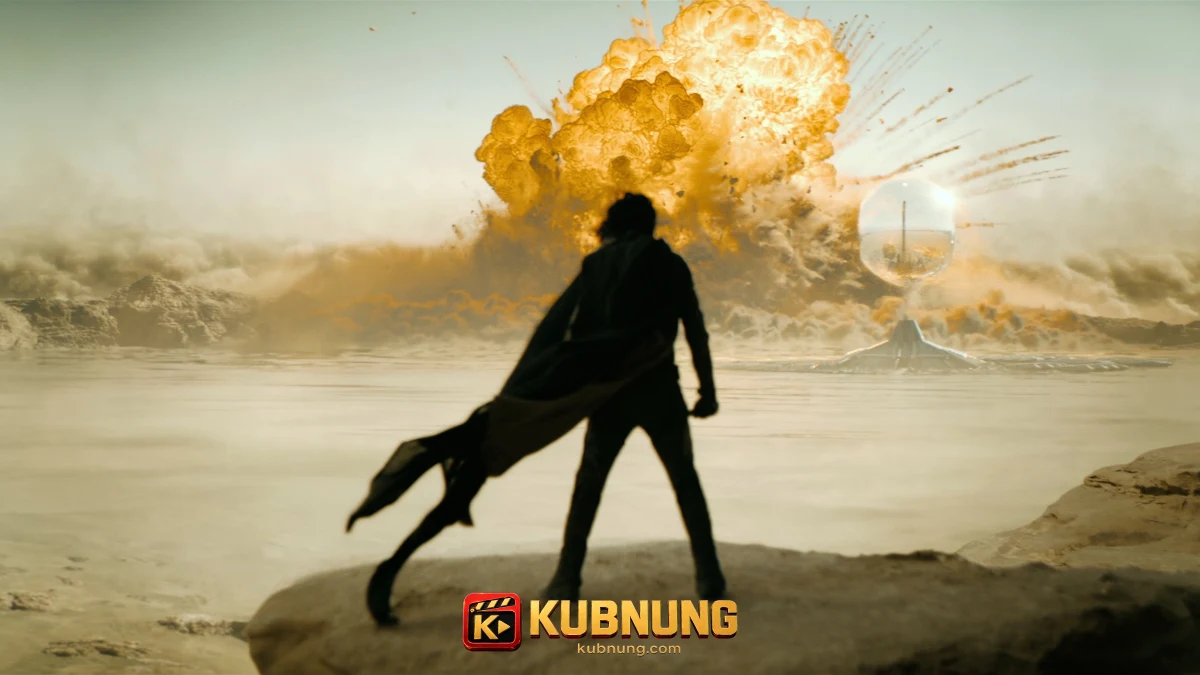 พอลยืนกลางทะเลทรายระหว่างการโจมตีจาก Dune Part Two
