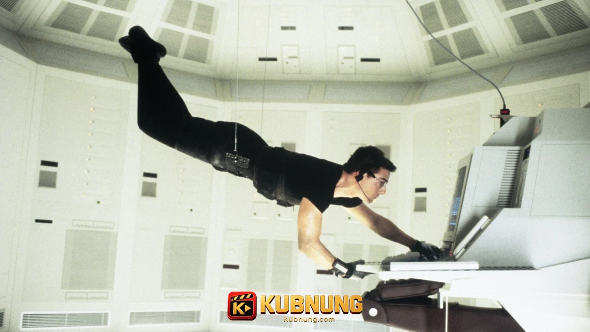 Mission: Impossible (1996) ผ่าปฏิบัติการสะท้านโลก อีธาน ฮันต์หนีจากกับดักหลังภารกิจ IMF ในปราก