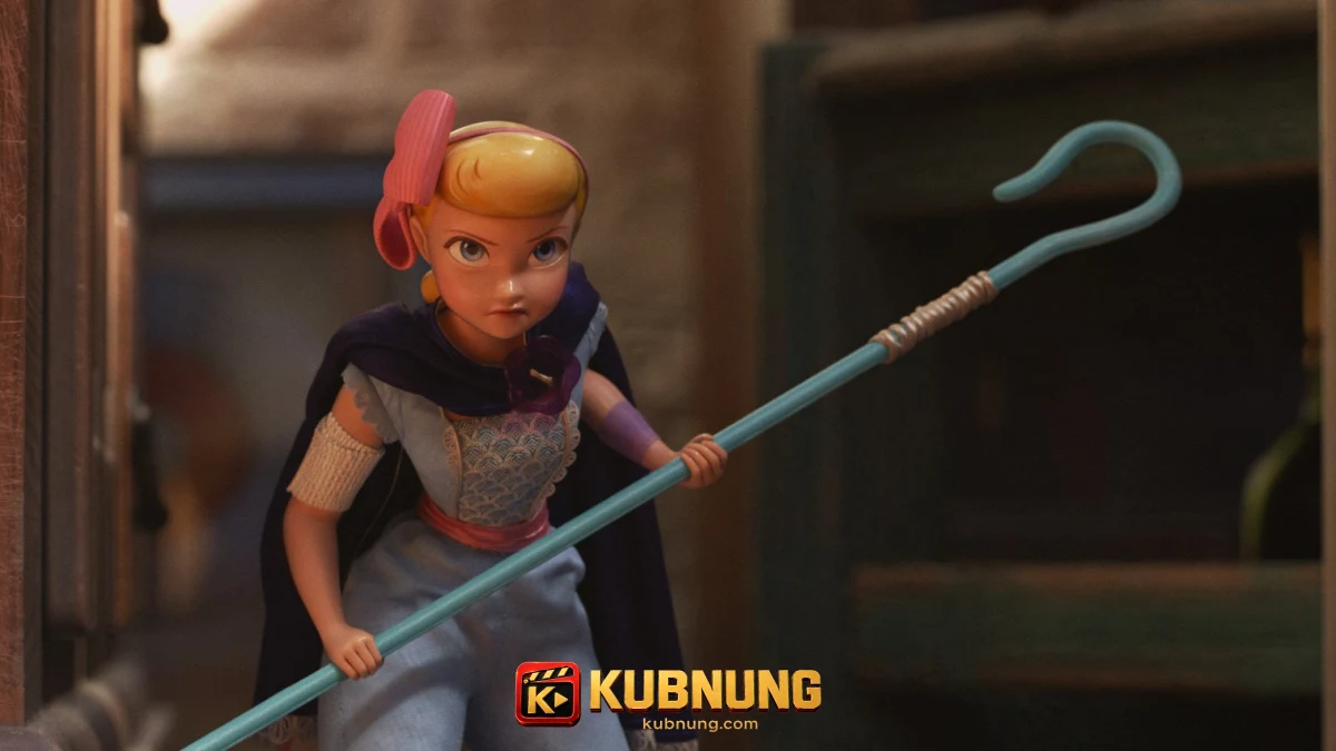 โบปี๊ปถือไม้เท้าในฉากของ Toy Story 4